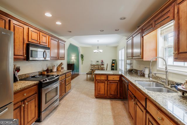 500 Harve Mathis Road, Athens, GA 30601