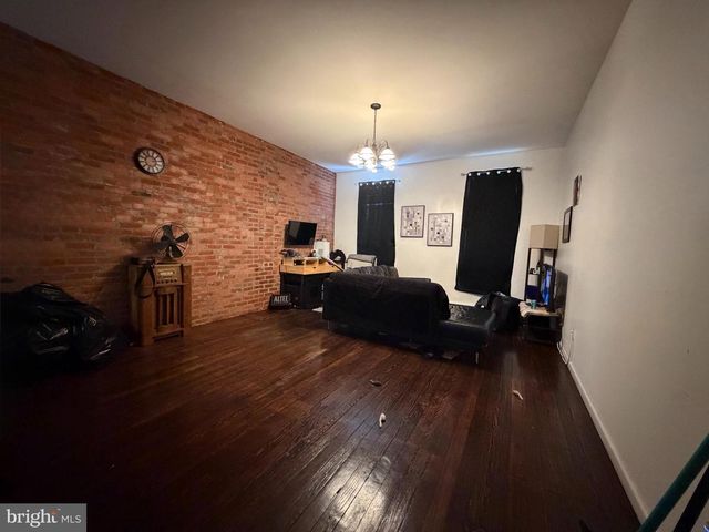 2255 E CLEARFIELD ST, Philadelphia, PA 19134