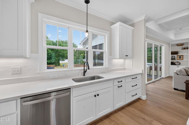 15 Old Garden Lane, Youngsville, NC 27596