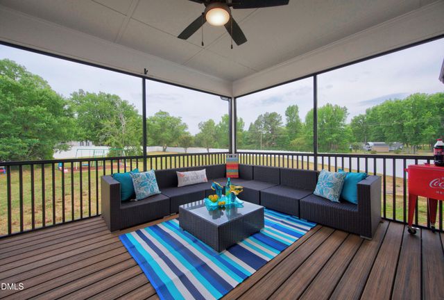 15 Old Garden Lane, Youngsville, NC 27596