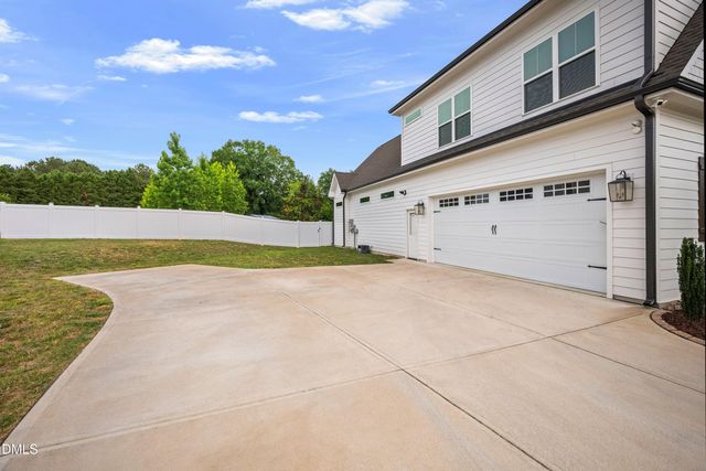 15 Old Garden Lane, Youngsville, NC 27596