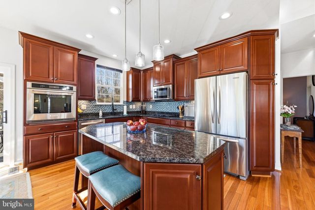 214 SALTGRASS DR, Glen Burnie, MD 21060