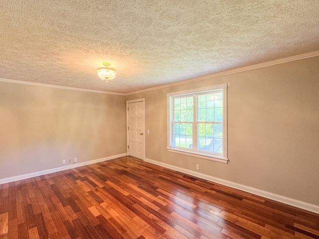 2965 Fort Blount Rd, Hartsville, TN 37074