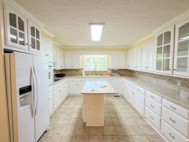 2965 Fort Blount Rd, Hartsville, TN 37074