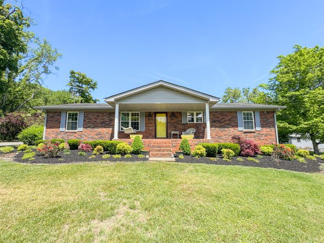 2965 Fort Blount Rd, Hartsville, TN 37074
