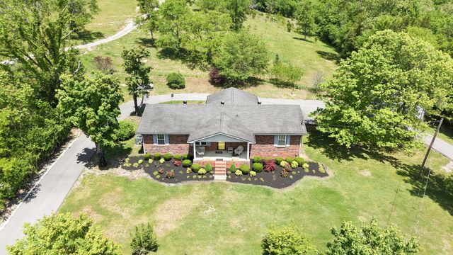 2965 Fort Blount Rd, Hartsville, TN 37074