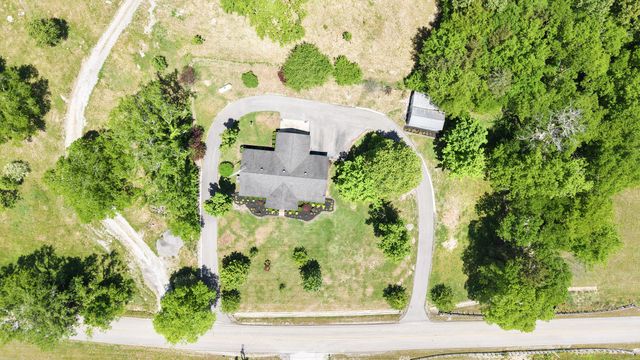 2965 Fort Blount Rd, Hartsville, TN 37074
