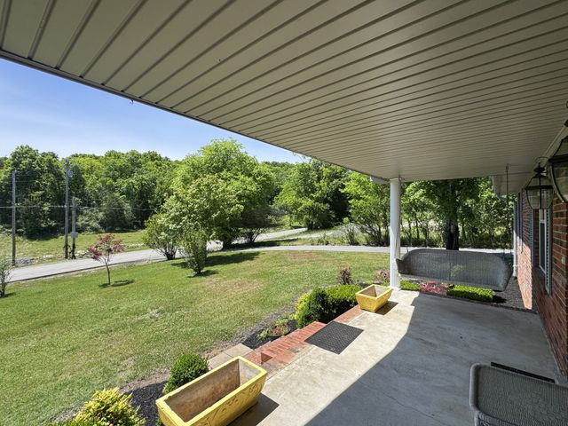 2965 Fort Blount Rd, Hartsville, TN 37074