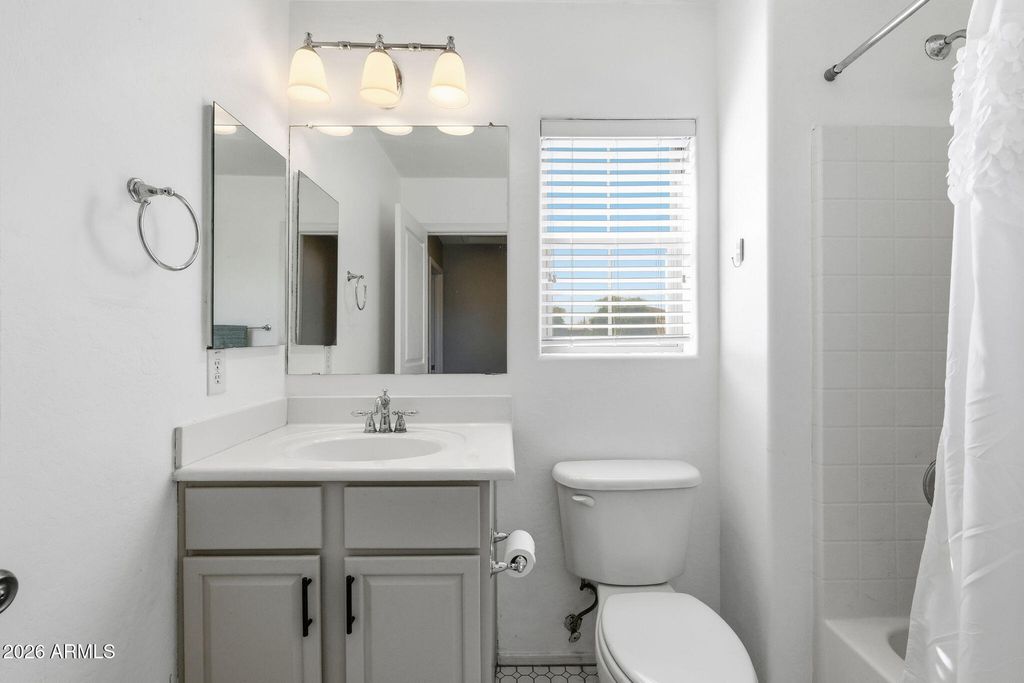 Image 29 of property listing at 1646 E JOSEPH Way, Gilbert, AZ 85295