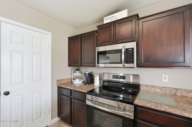 5531 E ELENA Avenue, Mesa, AZ 85206