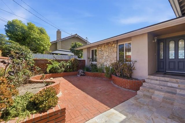 28019 Braidwood, Rancho Palos Verdes, CA 90275
