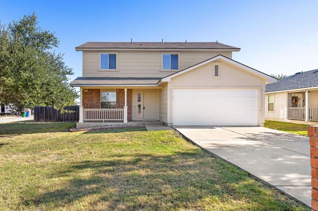 3104 Tyler LN, Taylor, TX 76574