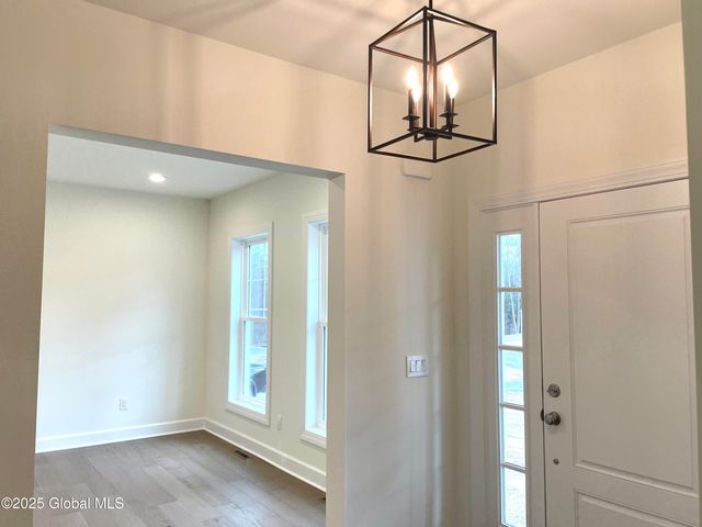 1 Jennifer Lane, Milton, NY 12020