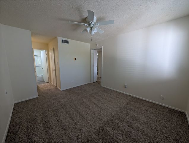 7431 Holly Hill Drive 219, Dallas, TX 75231