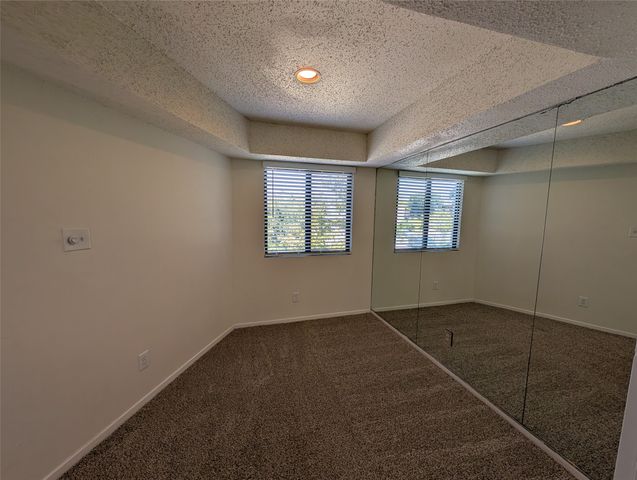 7431 Holly Hill Drive 219, Dallas, TX 75231