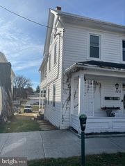 113-B JOHN ST W #B, Martinsburg, WV 25401