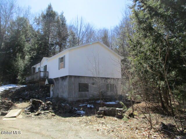 93 Rollies Road, Warrensburg, NY 12885