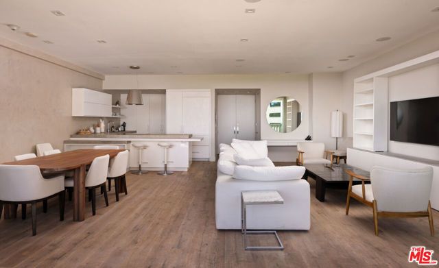 9255 Doheny Road 704, West Hollywood, CA 90069