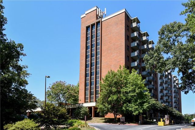 300 Johnson Ferry Road B608, Sandy Springs, GA 30328