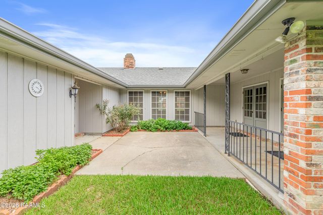809 W Bonaire Drive, Lafayette, LA 70506
