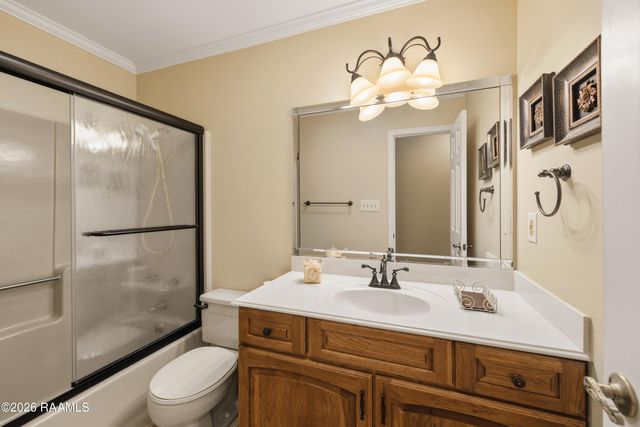 809 W Bonaire Drive, Lafayette, LA 70506