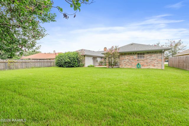 809 W Bonaire Drive, Lafayette, LA 70506