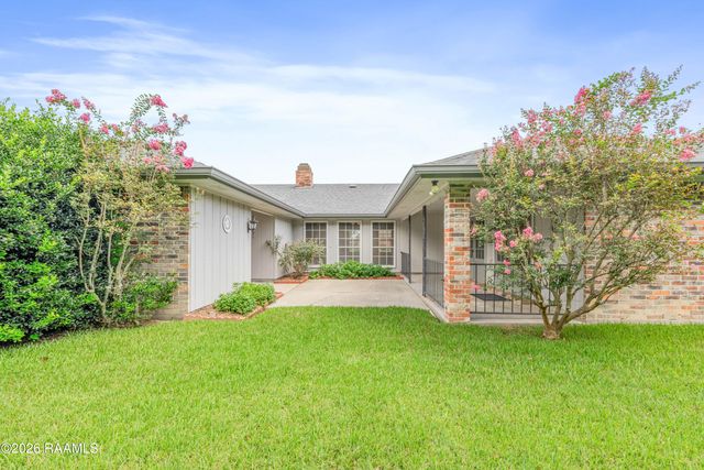 809 W Bonaire Drive, Lafayette, LA 70506