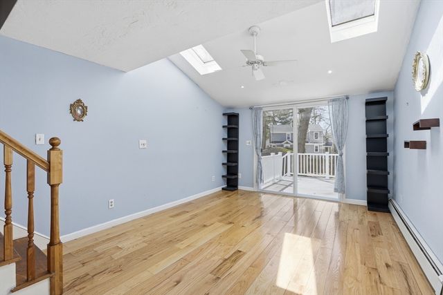 107 Pond St, Rockland, MA 02370