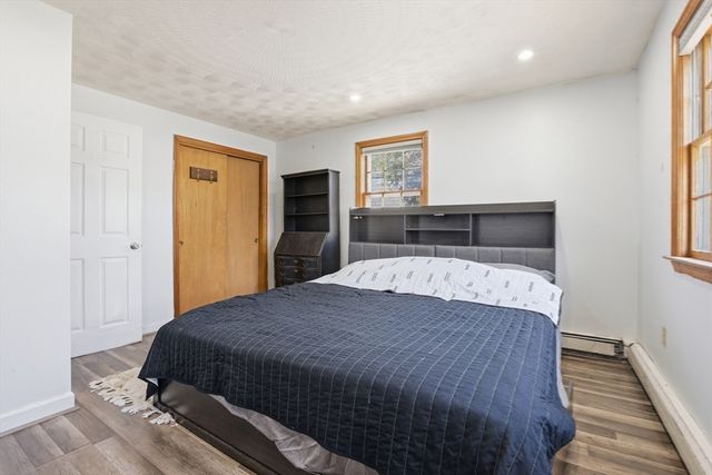 107 Pond St, Rockland, MA 02370