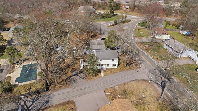 107 Pond St, Rockland, MA 02370