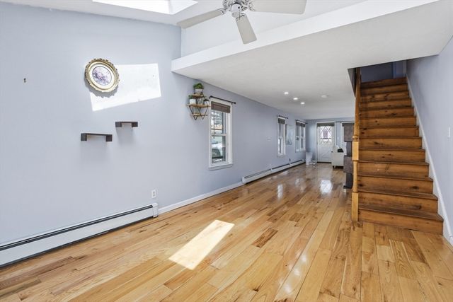 107 Pond St, Rockland, MA 02370