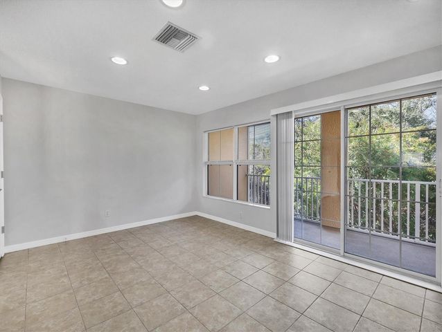 8717 SPRUCE HILLS COURT 8717, Lakewood Ranch, FL 34202