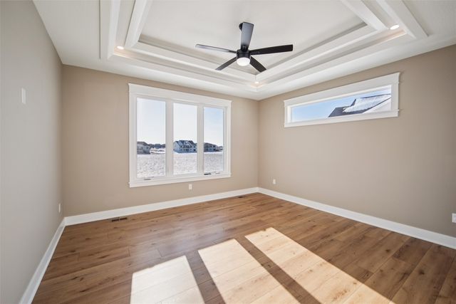 17400 North Valley Drive, Urbandale, IA 50323