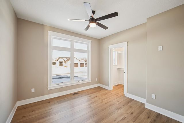 17400 North Valley Drive, Urbandale, IA 50323