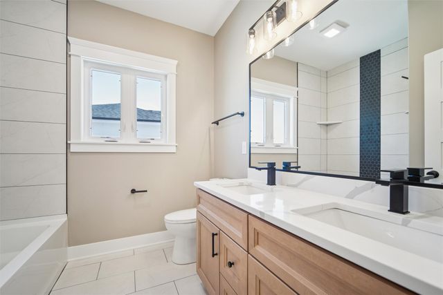 17400 North Valley Drive, Urbandale, IA 50323