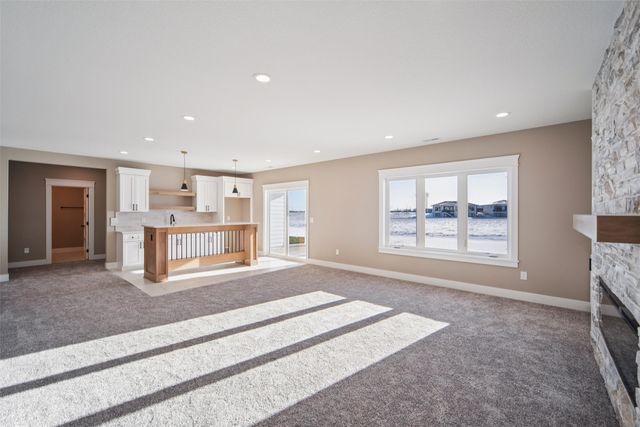 17400 North Valley Drive, Urbandale, IA 50323