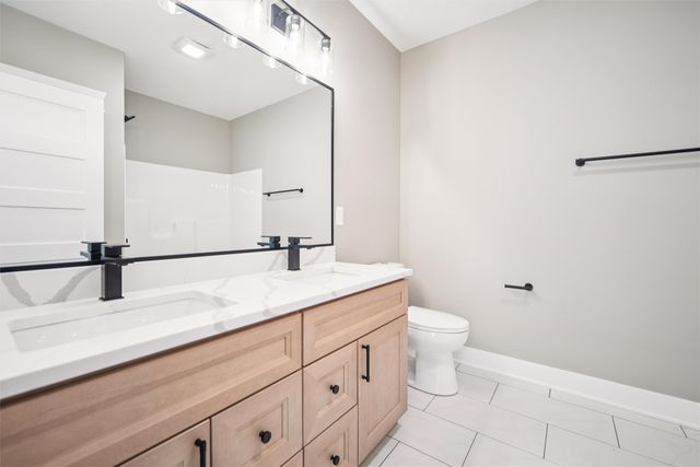 17400 North Valley Drive, Urbandale, IA 50323