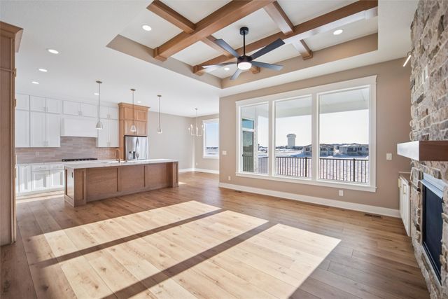 17400 North Valley Drive, Urbandale, IA 50323