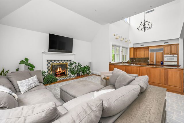140 Seapuit Road, Osterville, MA 02655