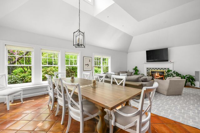 140 Seapuit Road, Osterville, MA 02655