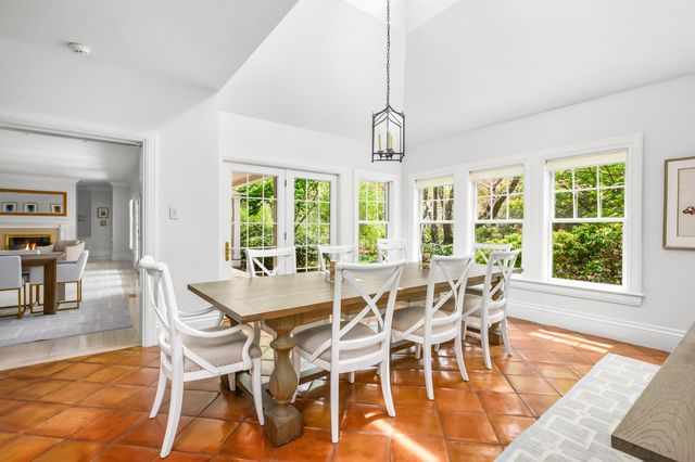 140 Seapuit Road, Osterville, MA 02655