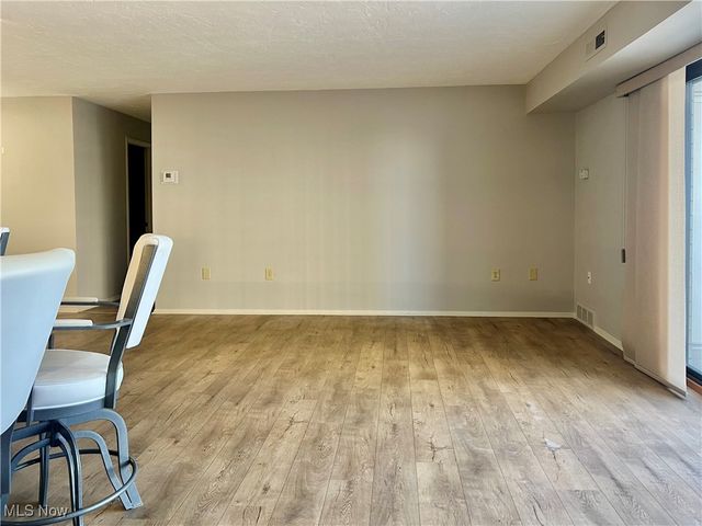 12550 Lake Avenue 904, Lakewood, OH 44107