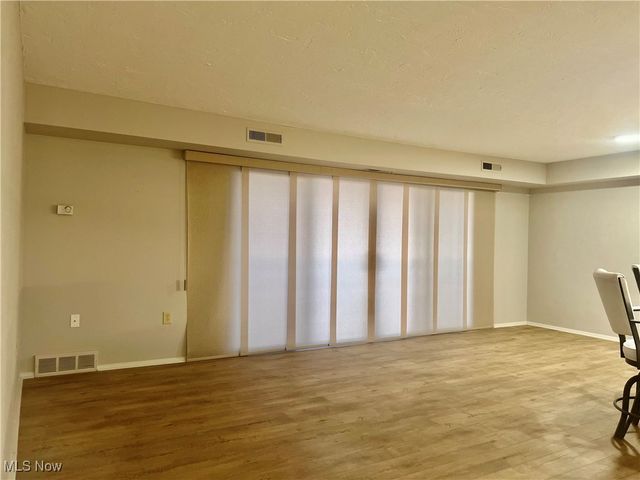 12550 Lake Avenue 904, Lakewood, OH 44107