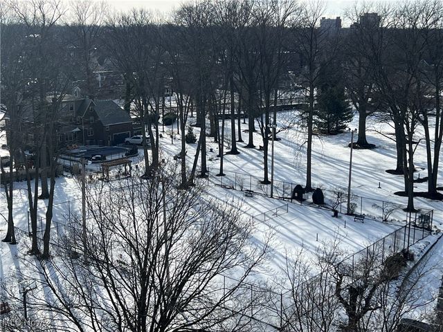 12550 Lake Avenue 904, Lakewood, OH 44107