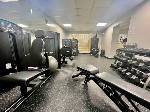 12550 Lake Avenue 904, Lakewood, OH 44107