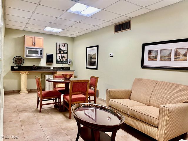 12550 Lake Avenue 904, Lakewood, OH 44107