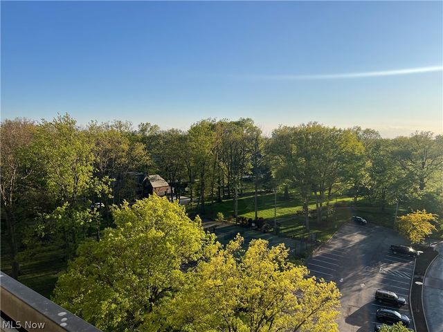 12550 Lake Avenue 904, Lakewood, OH 44107