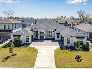 10114 Mariner Oaks Drive, Missouri City, TX 77459