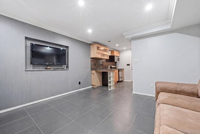 2395 E 3rd Street, Brooklyn, NY 11223