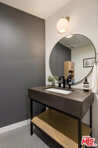 4180 Duquesne Avenue 1, Culver City, CA 90232